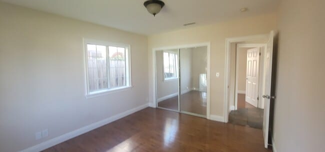 Photo - 19538 Leadwell St