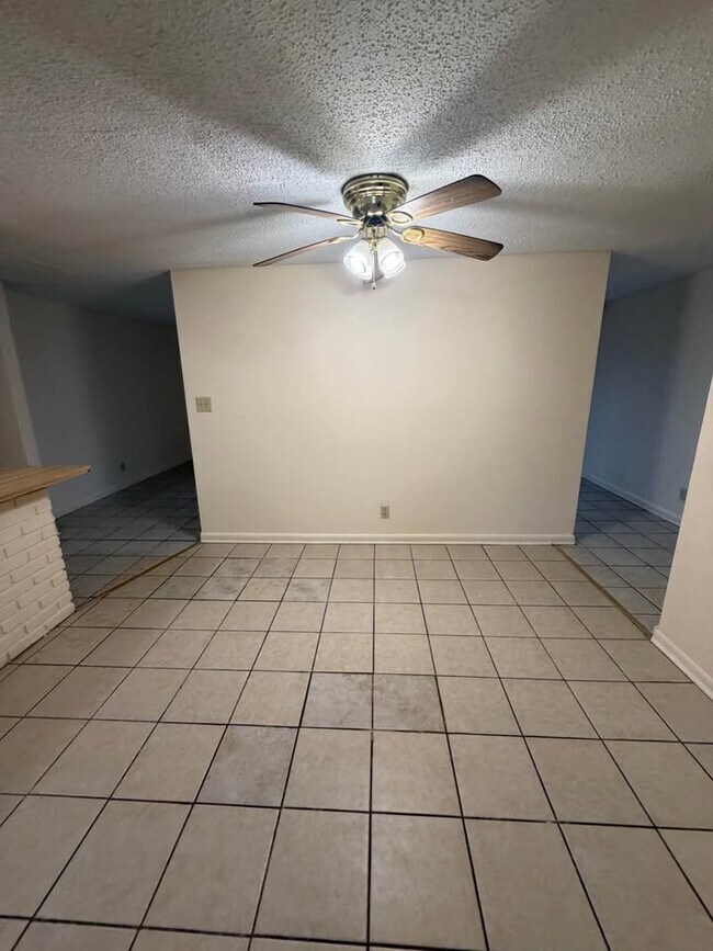Photo - 1722 E Cherry St Unidad E38