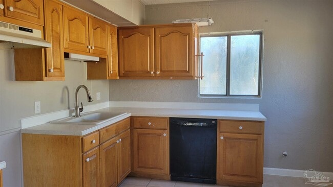 Photo - 427 Lakeview Ave