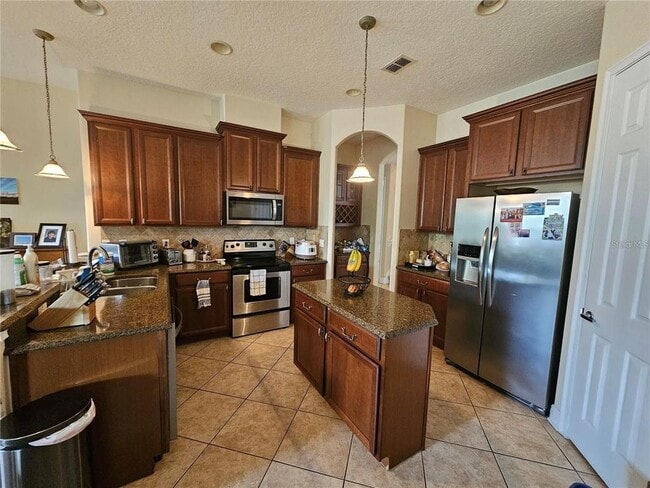 Photo - 6178 Hedgesparrows Ln
