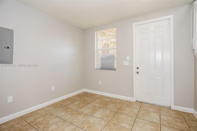 Photo - 1495 NE 33rd Ave