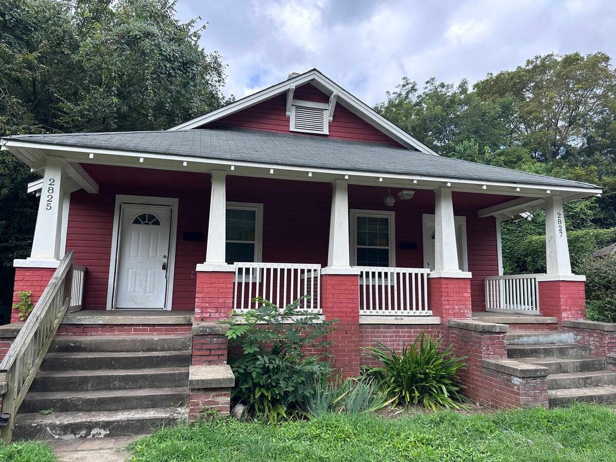 Affordable 2 Bedroom Duplex in Enderly Park! - Affordable 2 Bedroom Duplex in Enderly Park! House
