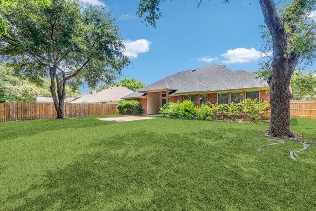 Photo - 1523 Wayside Dr