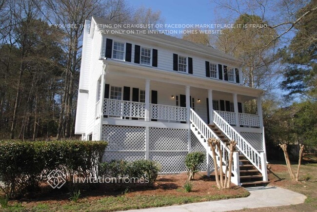 Building Photo - 1515 Summit Chase Dr SW