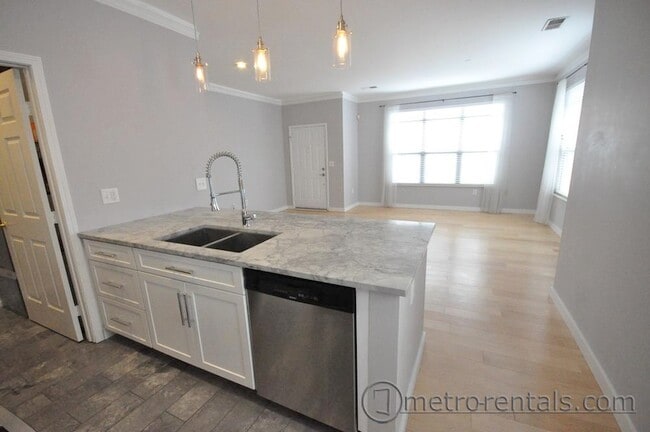 Photo - 27 Buttles Ave Unit #27