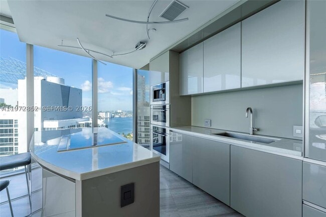 Photo - 18975 Collins Ave Unit 3004