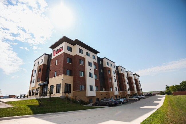 College Suites Peosta - College Suites Peosta Apartamentos