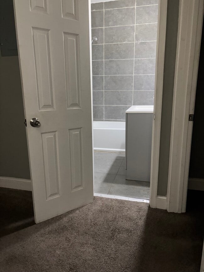 Photo - 61 Allendale St