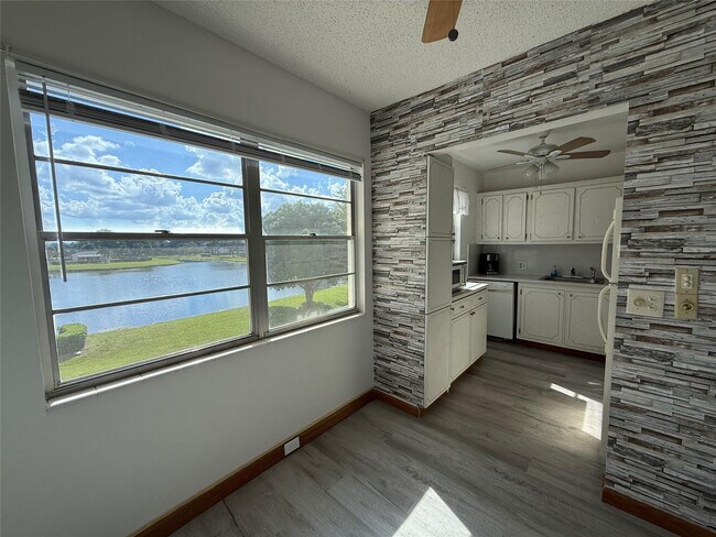 Photo - 326 Preston H Unit 326