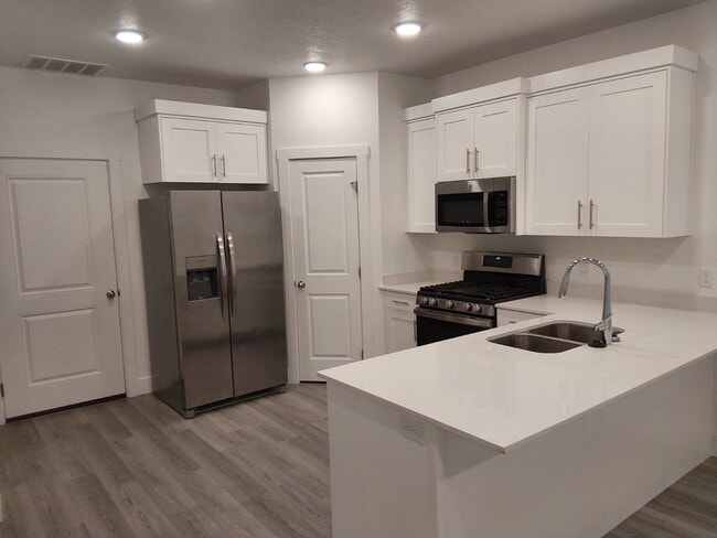 Photo - 3165 S 350 W