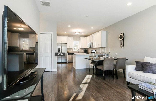 Photo - 35 Ringgold St Unit 104