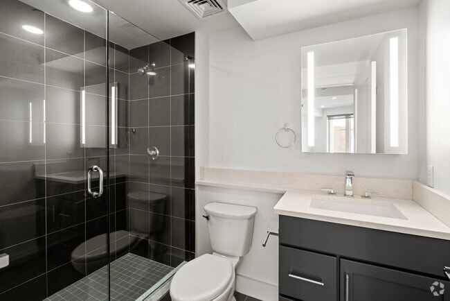 Building Photo - 34 Hichborn St Unit 2 Rental