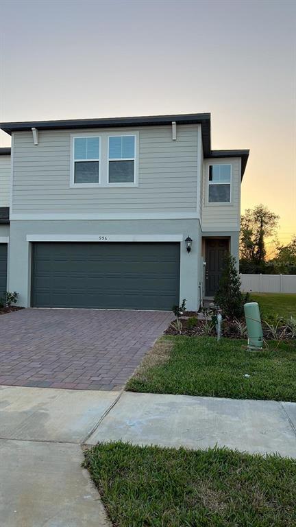 Building Photo - 996 Desert Candle Dr