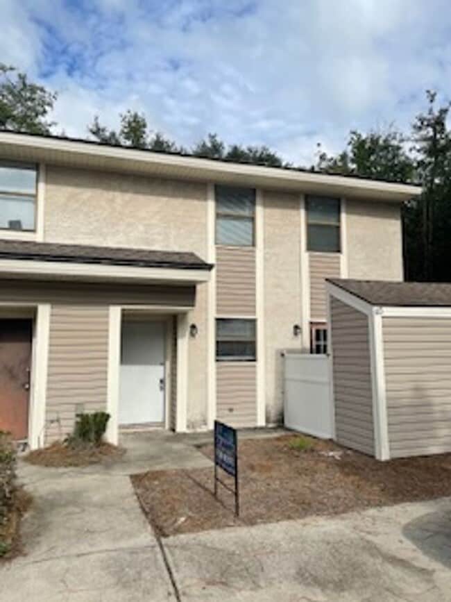 AVAILABLE SEPTEMBER - AVAILABLE SEPTEMBER House