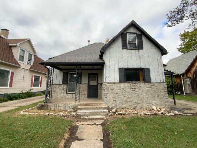 Photo - 217 E Roselawn St Casa