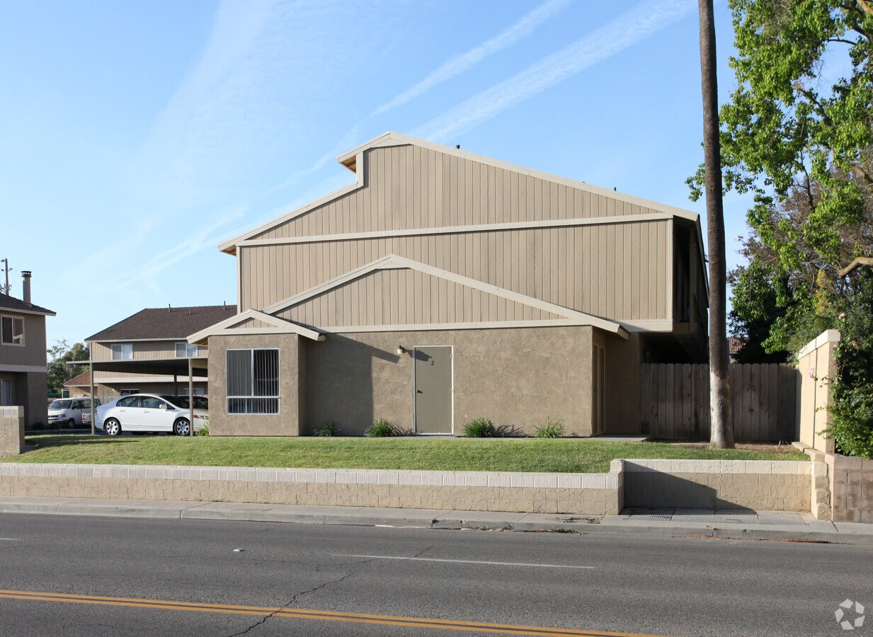 Ashley Court Apartments - Ashley Court Apartments