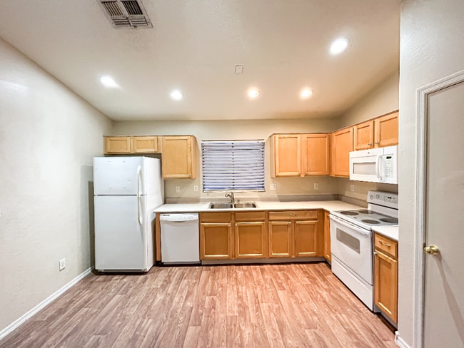 Photo - 11049 E Abilene Ave