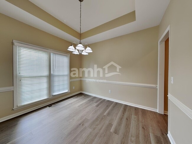 Photo - 325 Brims Way