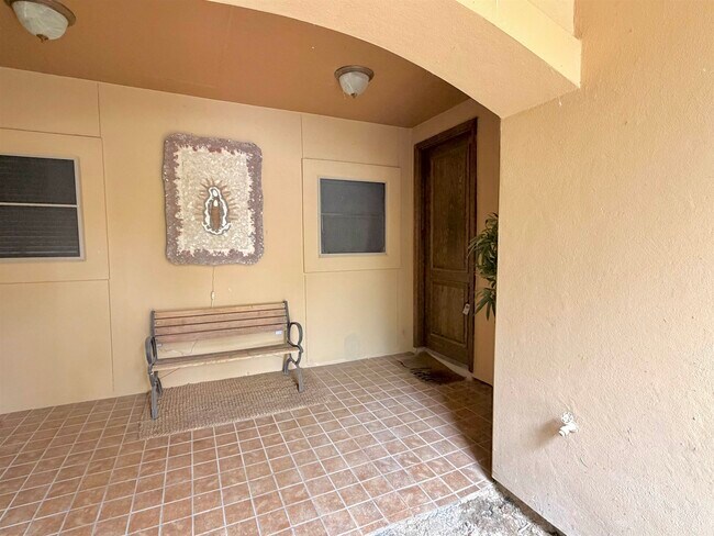 Photo - 707 St James Dr Unit 104