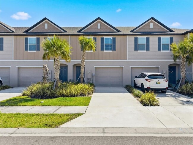 Photo - 32156 Pond Apple Bnd