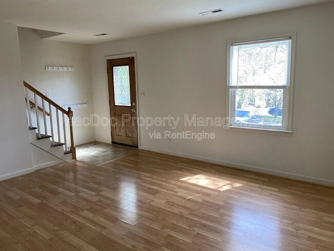 Photo - 118 Farrell Ln