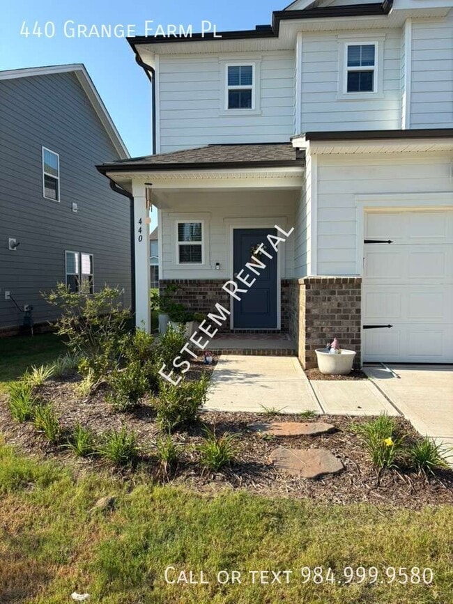 Photo - 440 Grange Farm Pl