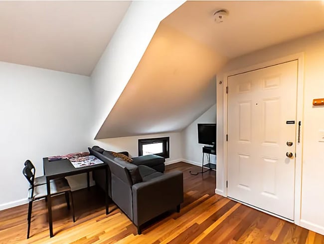 Photo - 39 Throop Ave Unidad 3