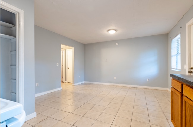 Photo - 1826 Leland St Unidad B