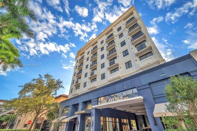 Building Photo - 4220 Laguna St Unit 505