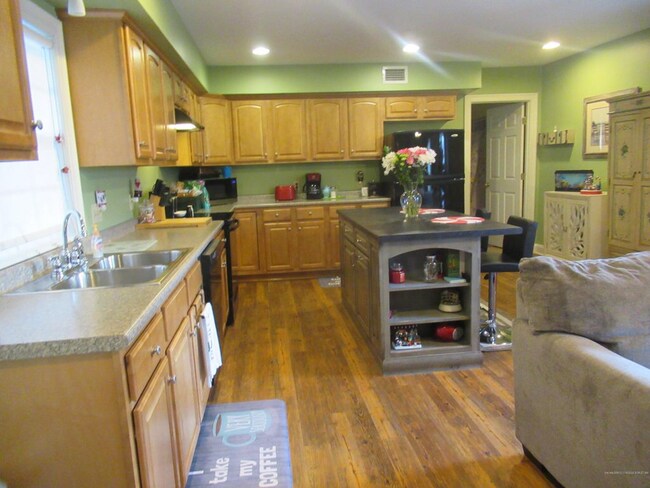 Photo - 2 New Gorham Rd Unit 2