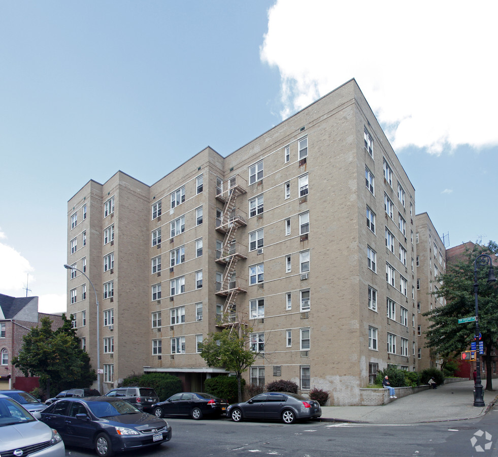 Photo - 277 Van Cortlandt Ave E Apartments