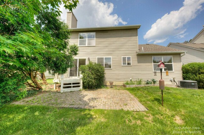 Photo - 3127 Dunwoodie Rd