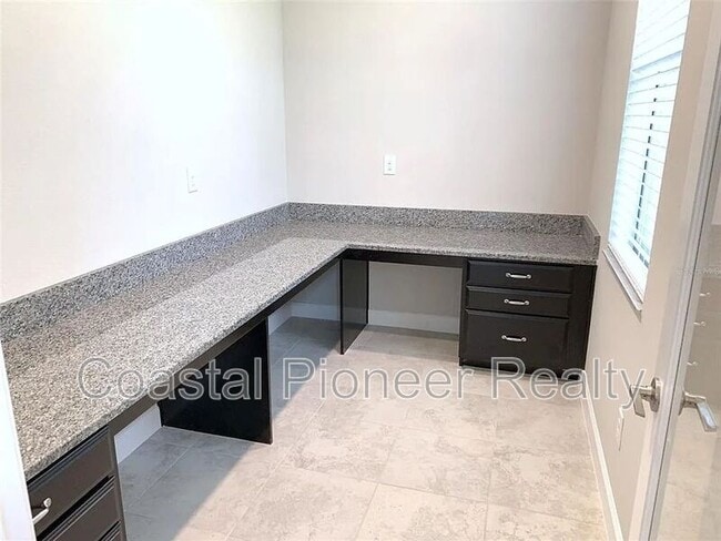 Photo - 16308 Hyde Manor Dr