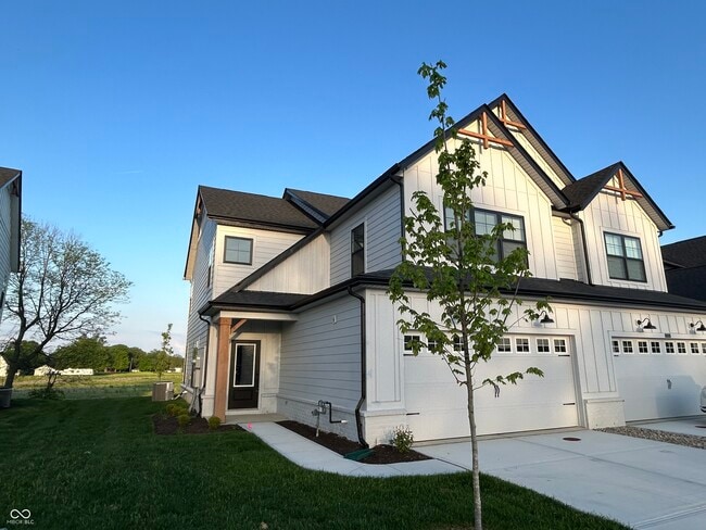Photo - 17541 Gruner Wy