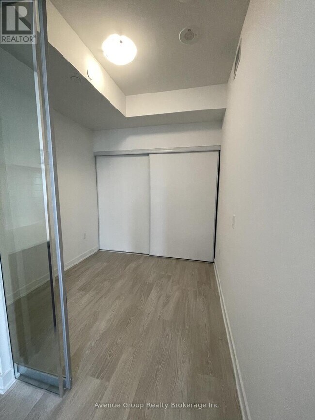 Photo - 1 Quarrington Lane Unité 701