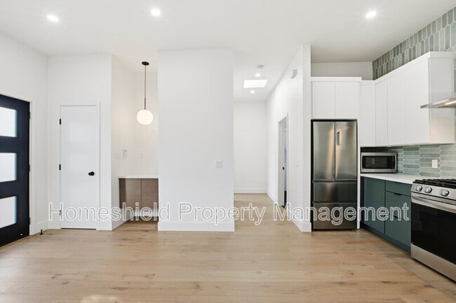 Photo - 3704 Wilcox St Unidad B