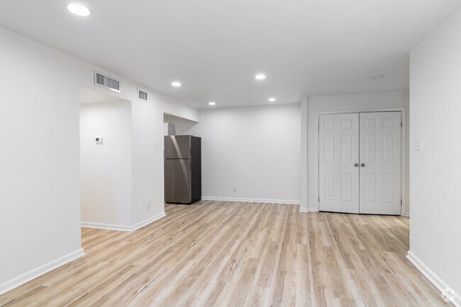 1 habitación, 1 baño - 750 pies cuadrados - Comedor - The Veranda Apartment Homes