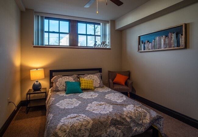 Photo - Washington School Apartments