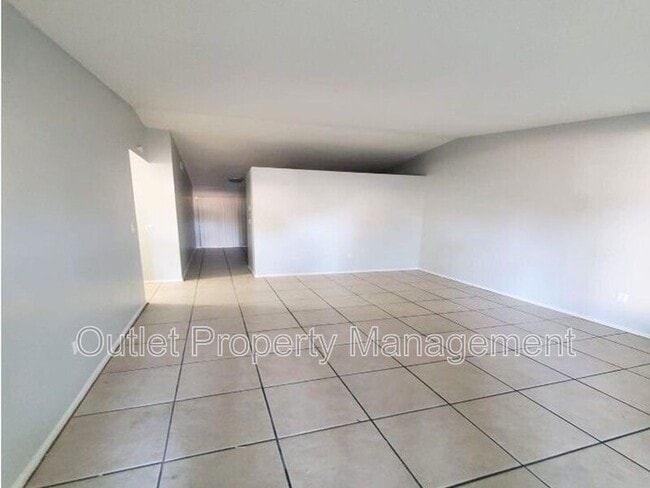 Photo - 1705 Ridgewood Ln Unit 1705-A