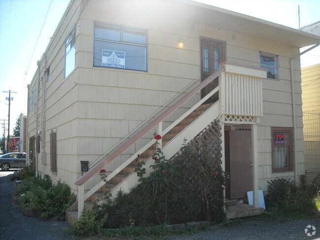 Building Photo - NELSON TRUST Unit 413B Rental