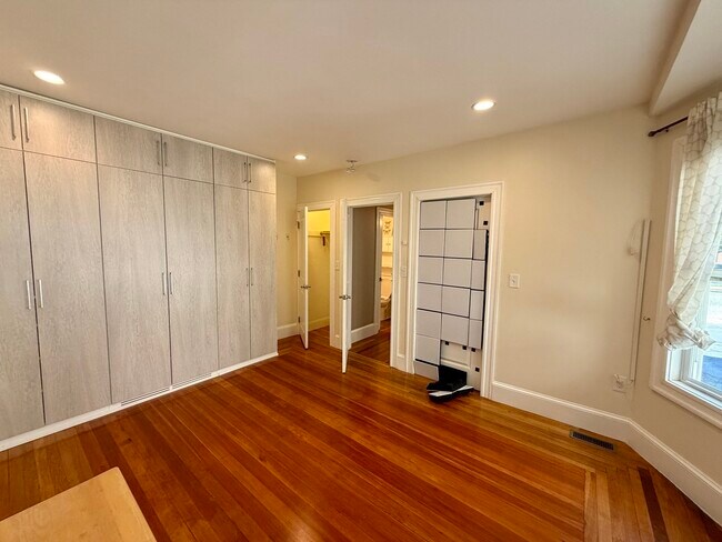 Photo - 201 College Ave Unit 1