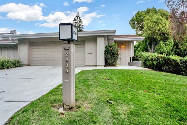 Photo - Great home in Mount Soledad community of La Jolla! Available immediately!