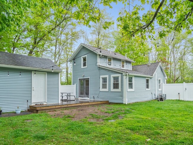Photo - 36 Brackett Rd
