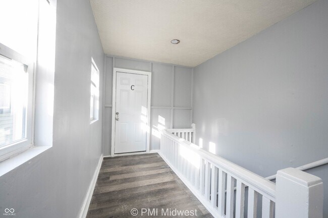 Photo - 2461 Shelby St Unidad C