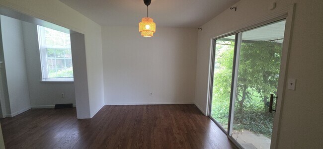 Photo - 504 E Vine St