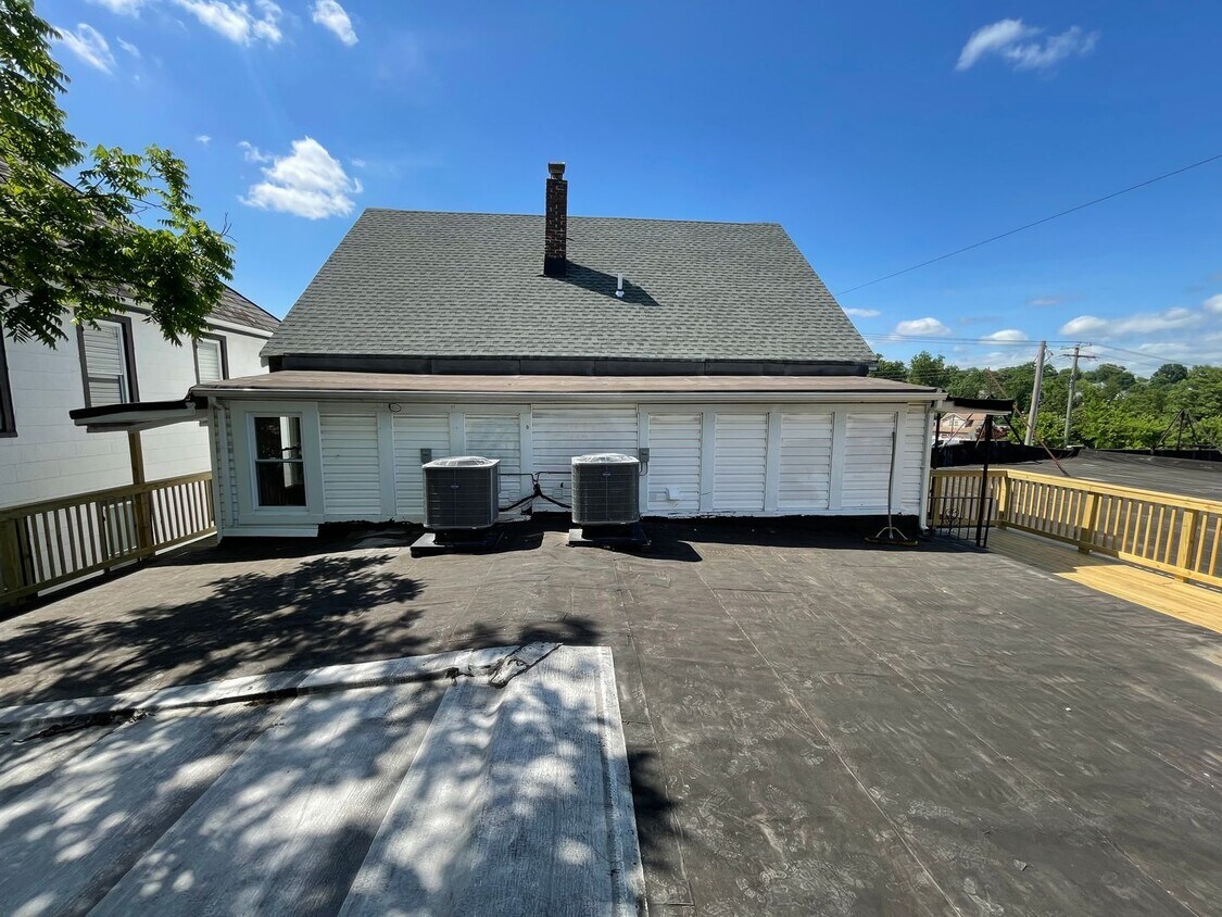 Photo - 6905 Belair Rd.