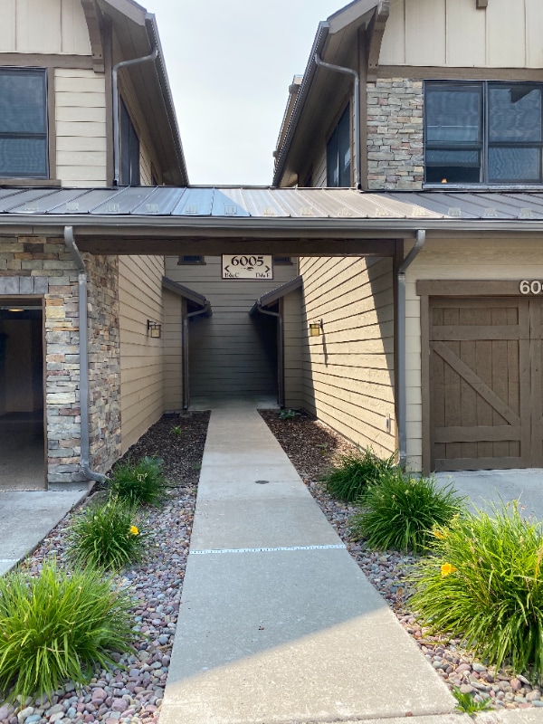 Photo - 6005 St Moritz Dr Unit B