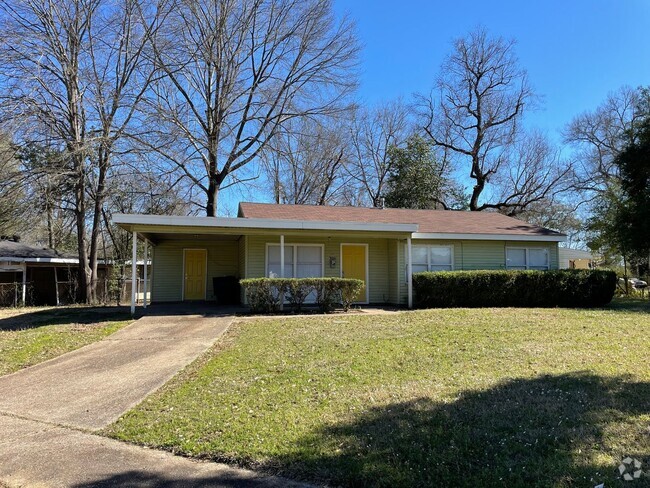 Building Photo - Like New 3 Bedroom Home in Sunset Acres!