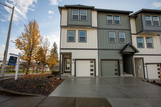 Photo - Six Stunning New Residences in Gresham - 2 months free!