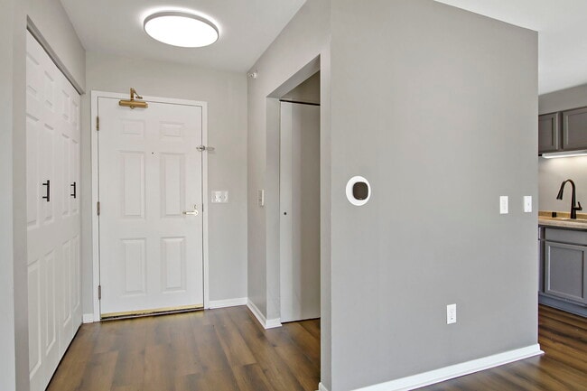 Photo - 6905 67th St Unit 103